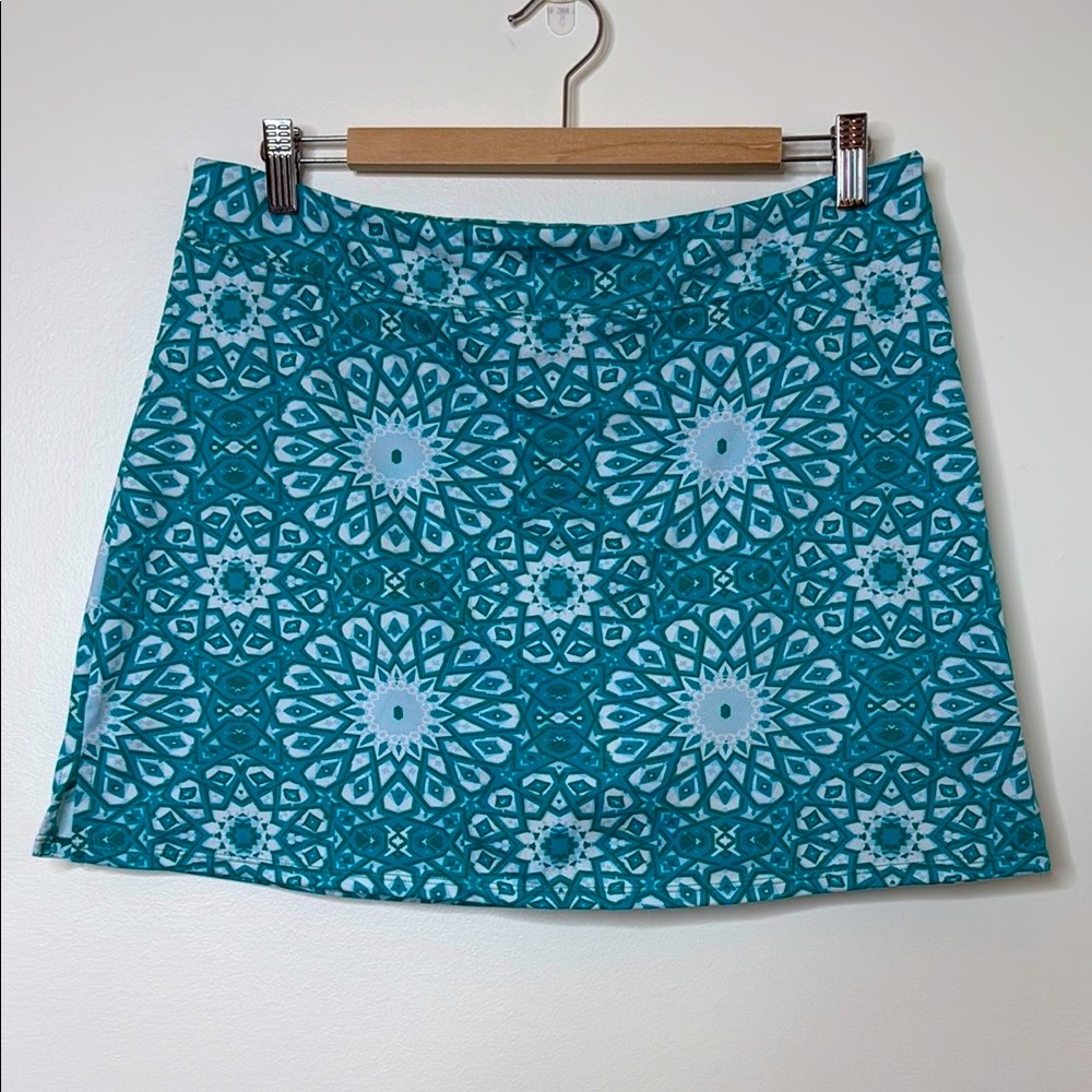 TRANQUILITY by Colorado Clothing Kaleidoscope Activewear Athletic Skort - Picture 3 of 7